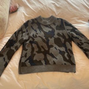 Veronica Bears sweater with zip sides
